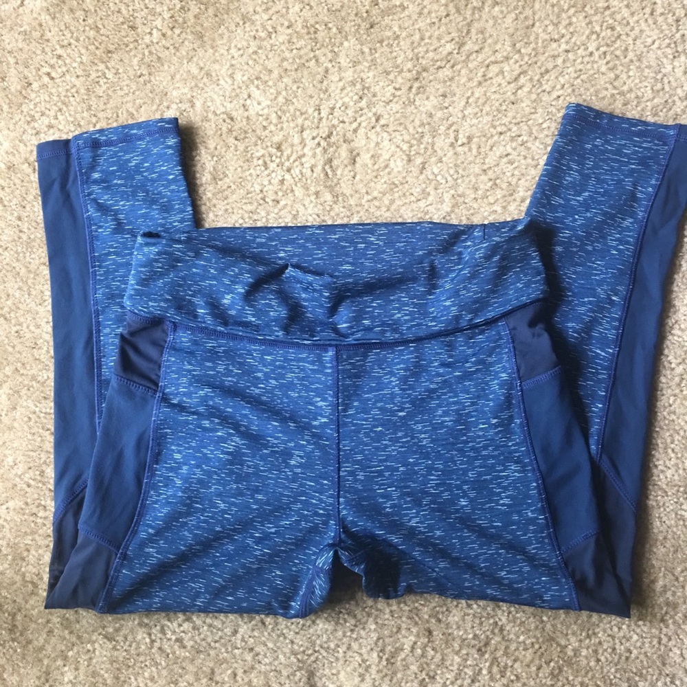 Crop Leggings Size S - Picture 2 of 6